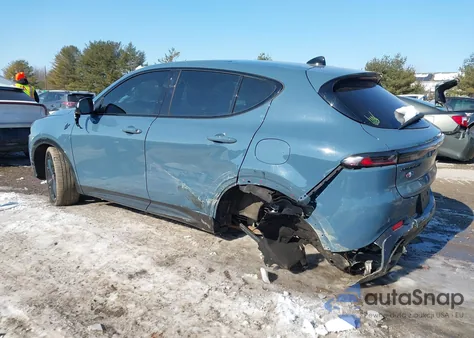 2024 Dodge Hornet R/T Plus Eawd из США, поврежденный, VIN ZACPDFDW1R3A16730